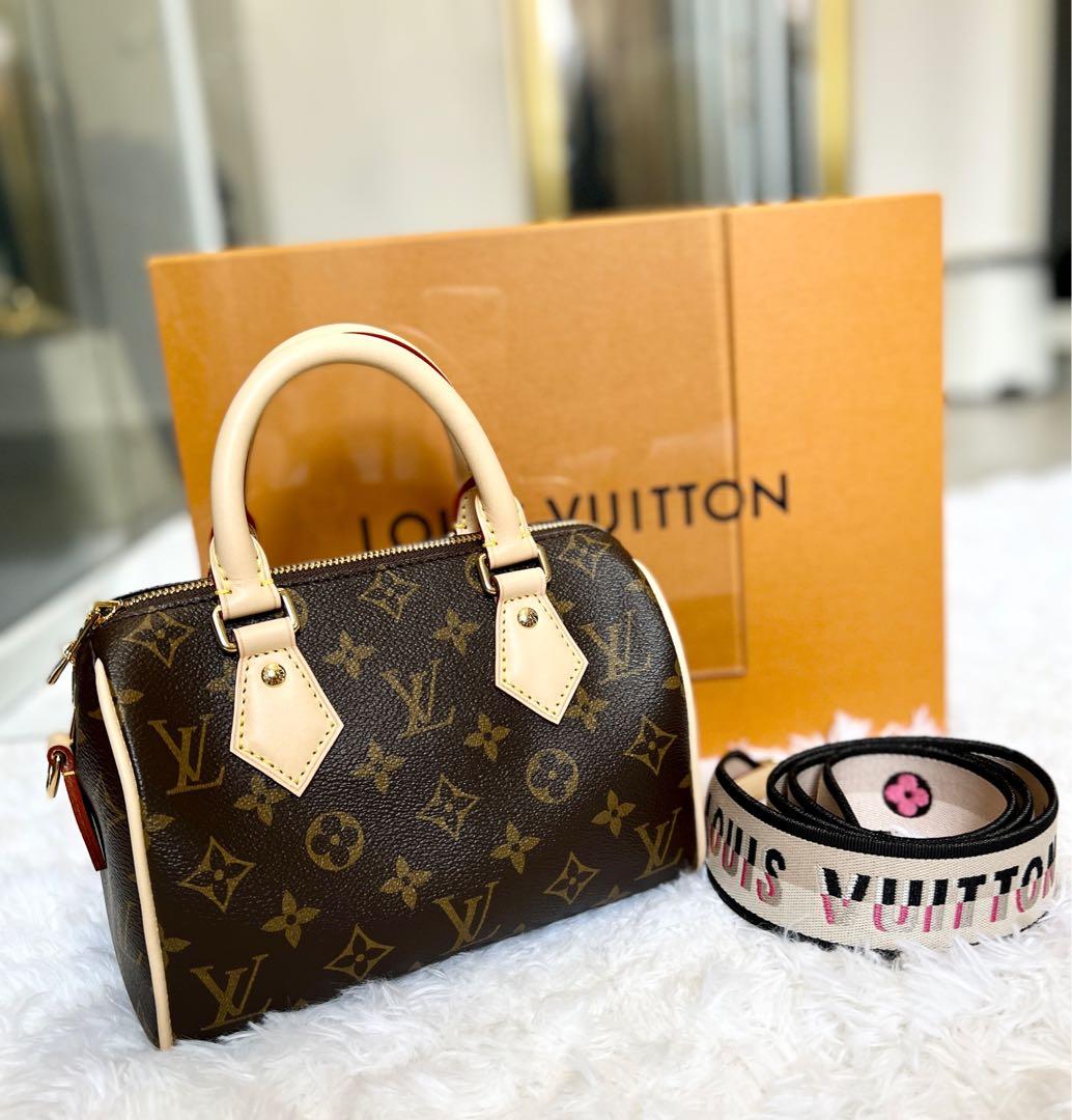 LOUIS VUITTON SPEEDY 20 REVEAL/REVIEW, WHAT IT FITS, HOT NEW PIECE, PROS  & CONS