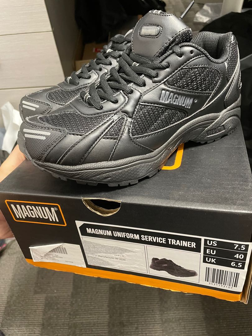 Magnum low cut boots store