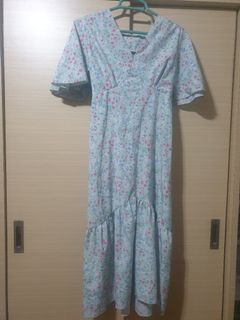 (Category: ) located in . Submitted by clothesforgrab (Listing ID 1127867037, Image 1). Description: .