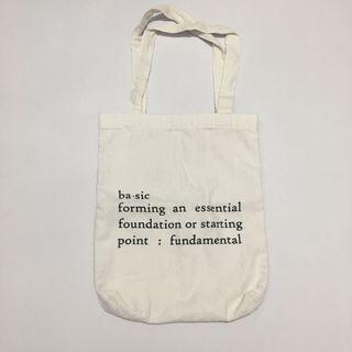 minimalist tote bag