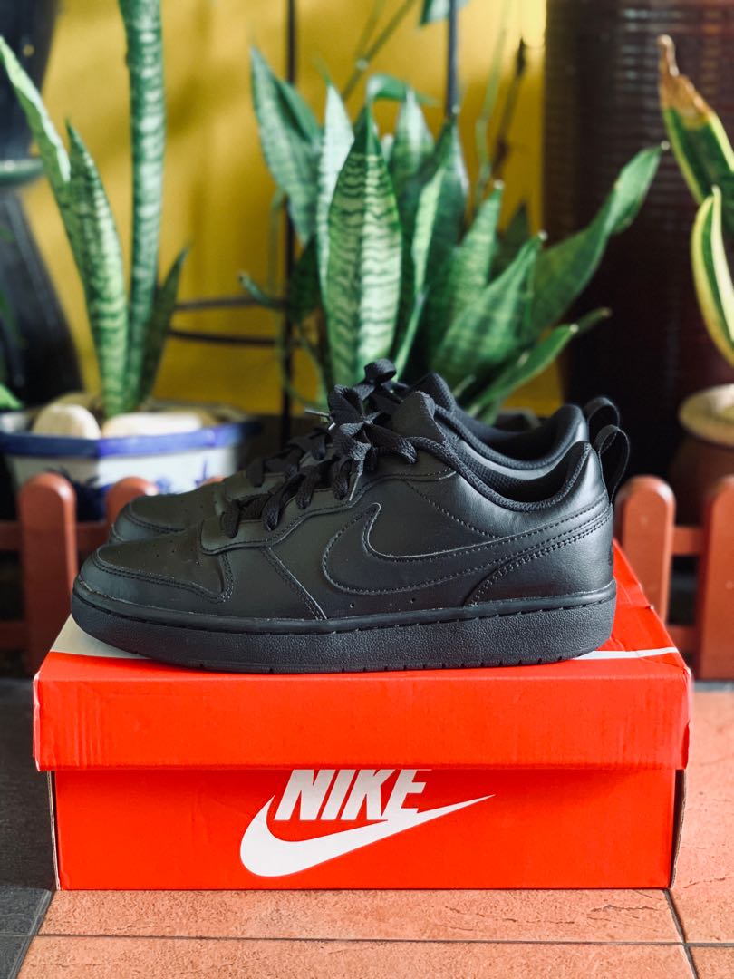 Nike court cheap borough low original
