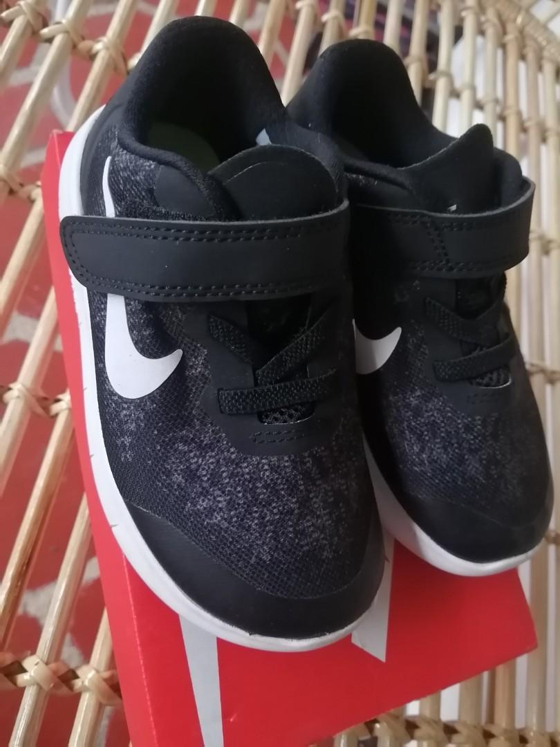 Nike rubber shoes for kids discount