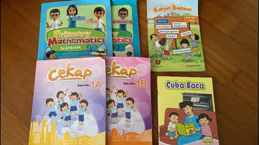 Primary 1 textbooks, Hobbies & Toys, Books & Magazines, Textbooks on ...