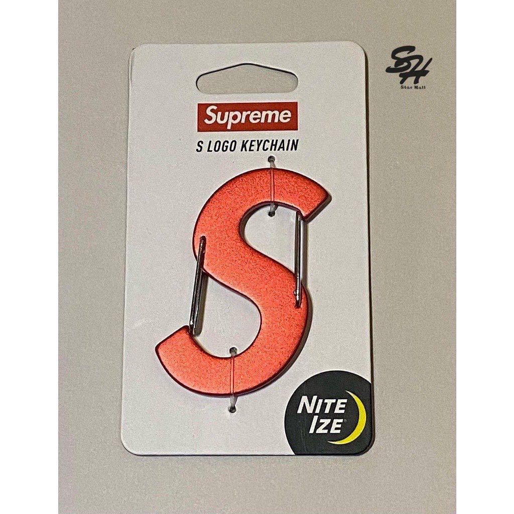 Supreme Nite Ize S Logo Keychain 4色鑰匙圈, 興趣及遊戲, 收藏品及