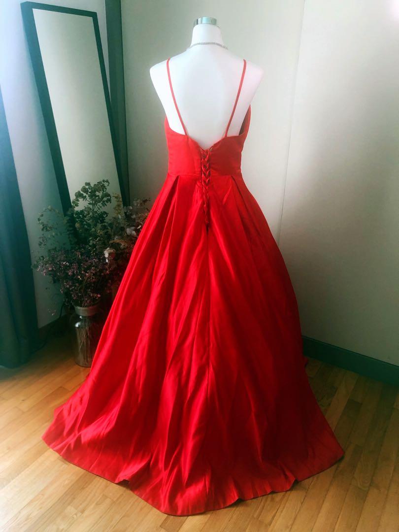 Red silky hot sale prom dress