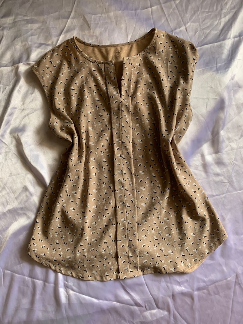 Semi formal blouse (PRELOVED), Fesyen 