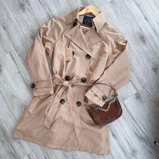 Short coat