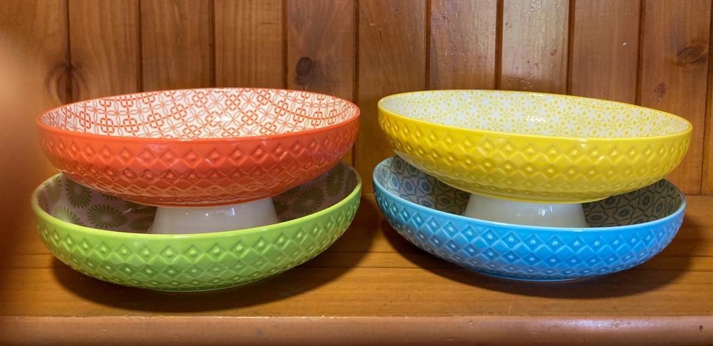 Signature dinnerware hot sale