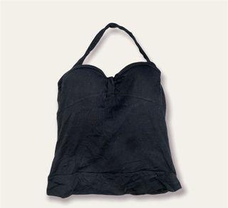 Strapless black top fitted stretchable with bra attached