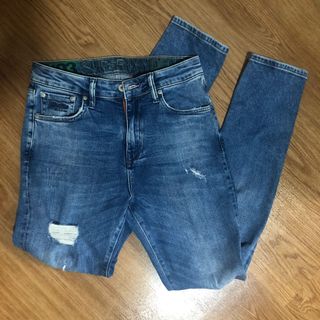 (Category: ) located in . Submitted by mw7427 (Listing ID 1127785377, Image 1). Description: .