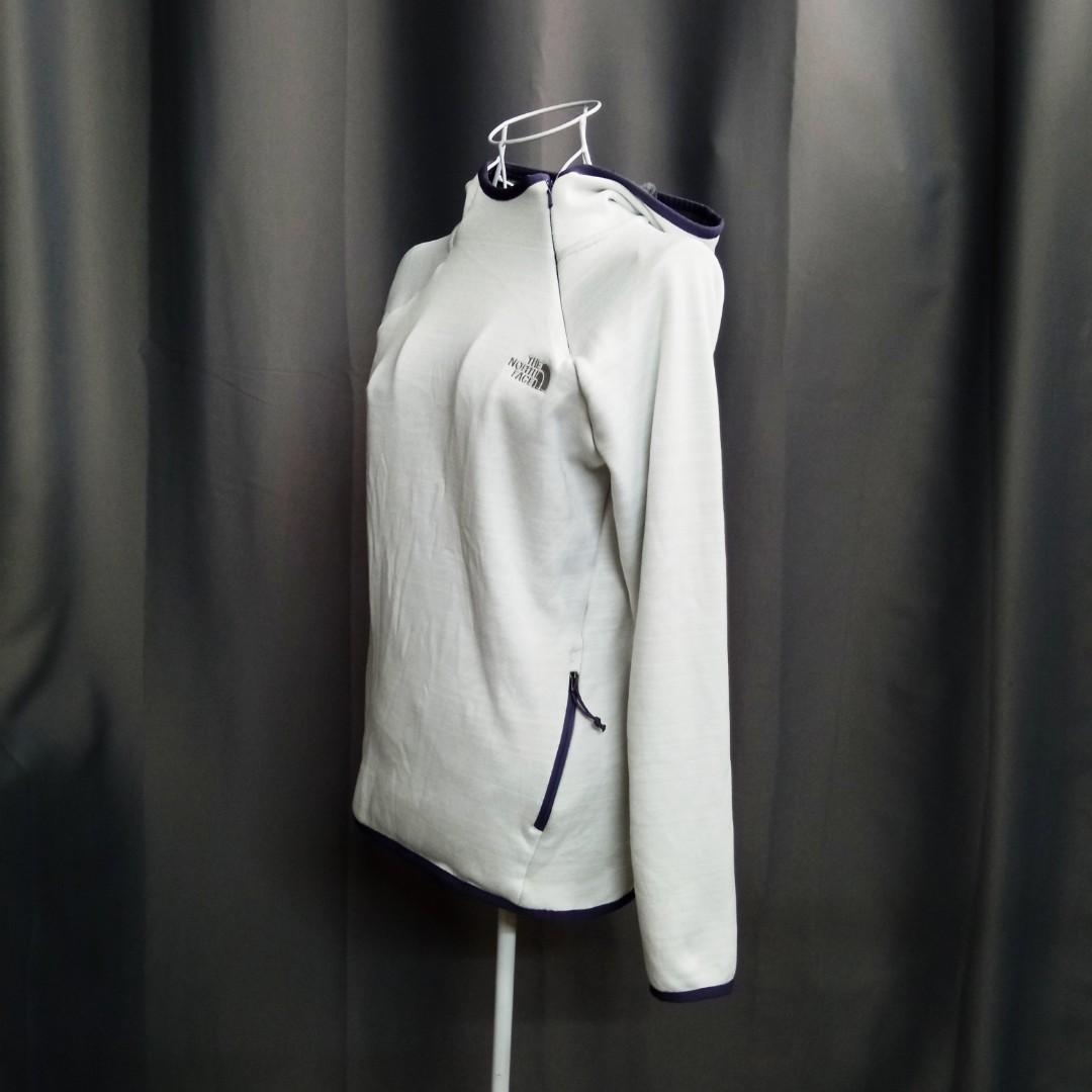 North face women's top motivation jacket