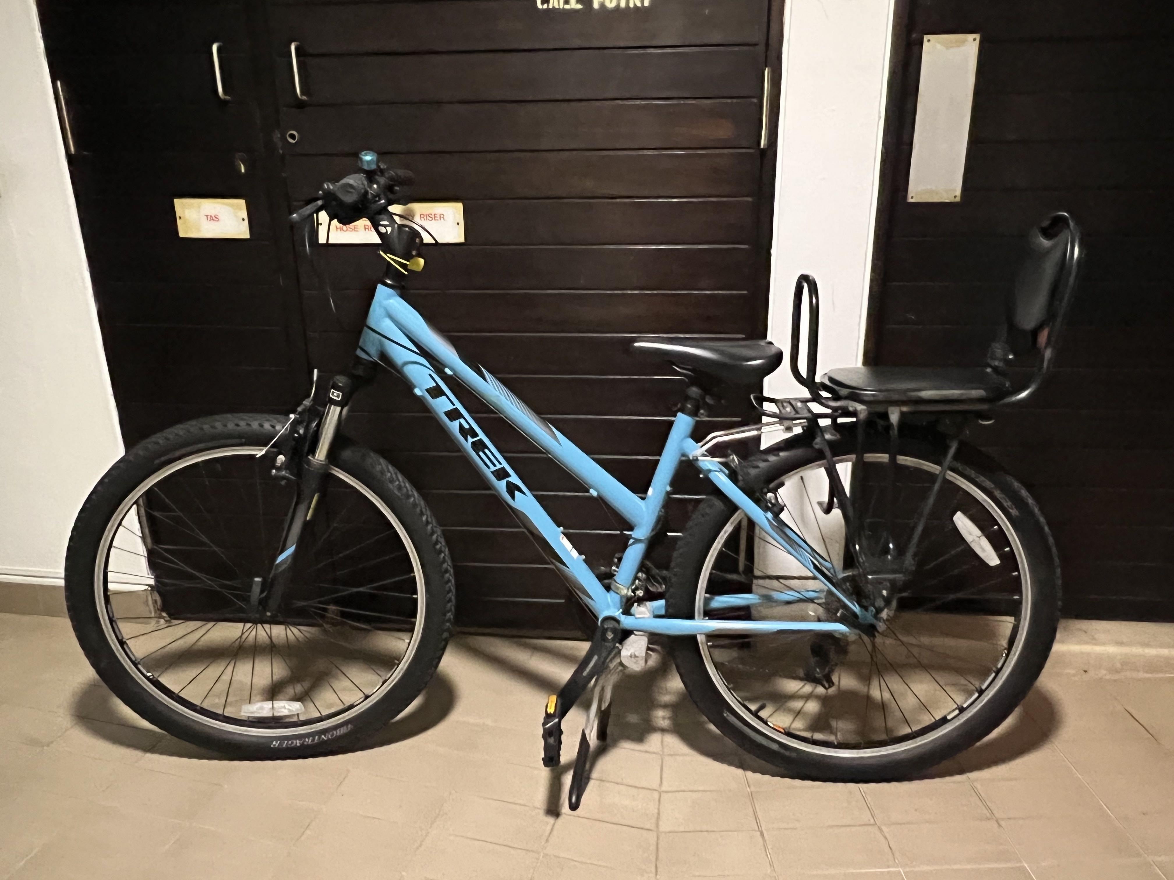 Trek 820 hot sale accessories