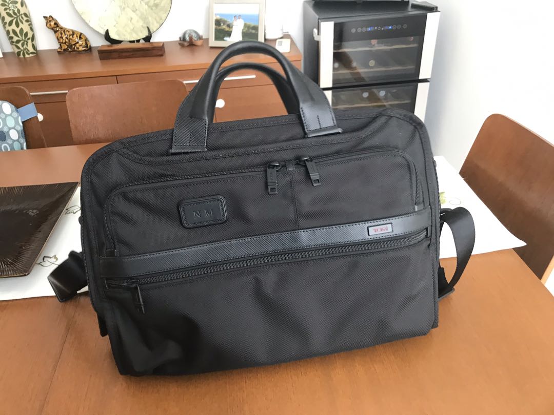Tumi Alpha Bag Men S Fashion Bags Briefcases On Carousell