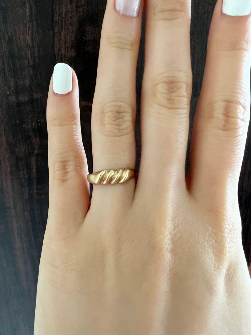 Gold shrimp outlet ring