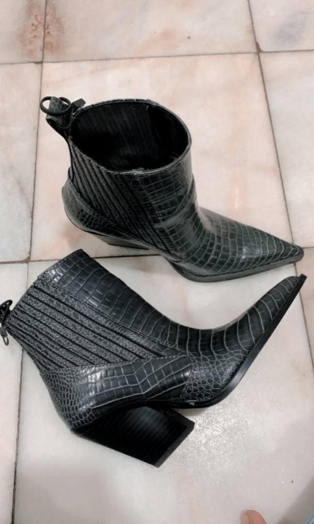 zara crocodile boots