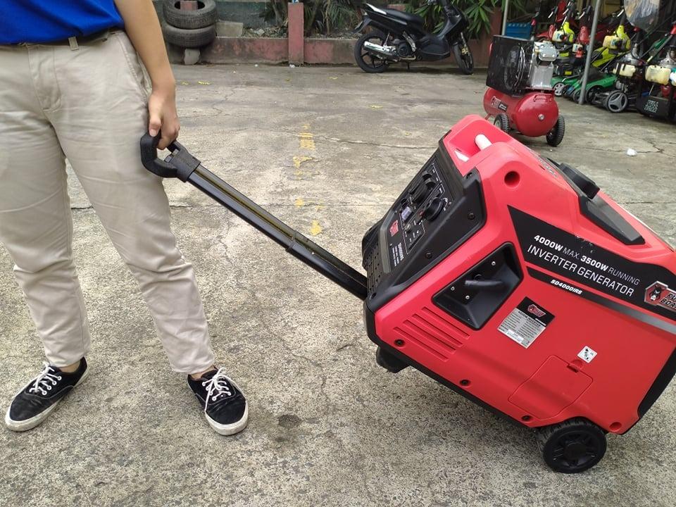 4000w Inverter Generator - Full Boar (Category: Construction Tools & Equipment) located in San Pedro. Submitted by aussie.surplustore (Listing ID 1127973084, Image 1). Description: Full Boar Inverter Generator - 4000w Price: 35,500 Features: 240v ; 50Hz AC Current: 14.6Amp Max. watts: 4000w Running Watts: 3500w Fuel tank capacity: 12L -Australian Based items -can be classified as mall pull-out / factory overruns or open box -Tested and Working -A