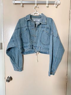 (Category: ) located in . Submitted by goodbyebella (Listing ID 1128043866, Image 1). Description: .