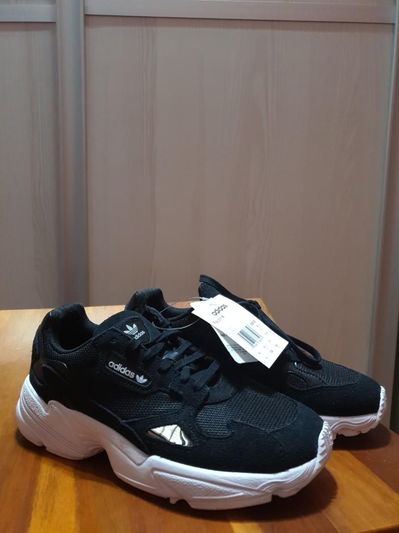 adidas falcon 100