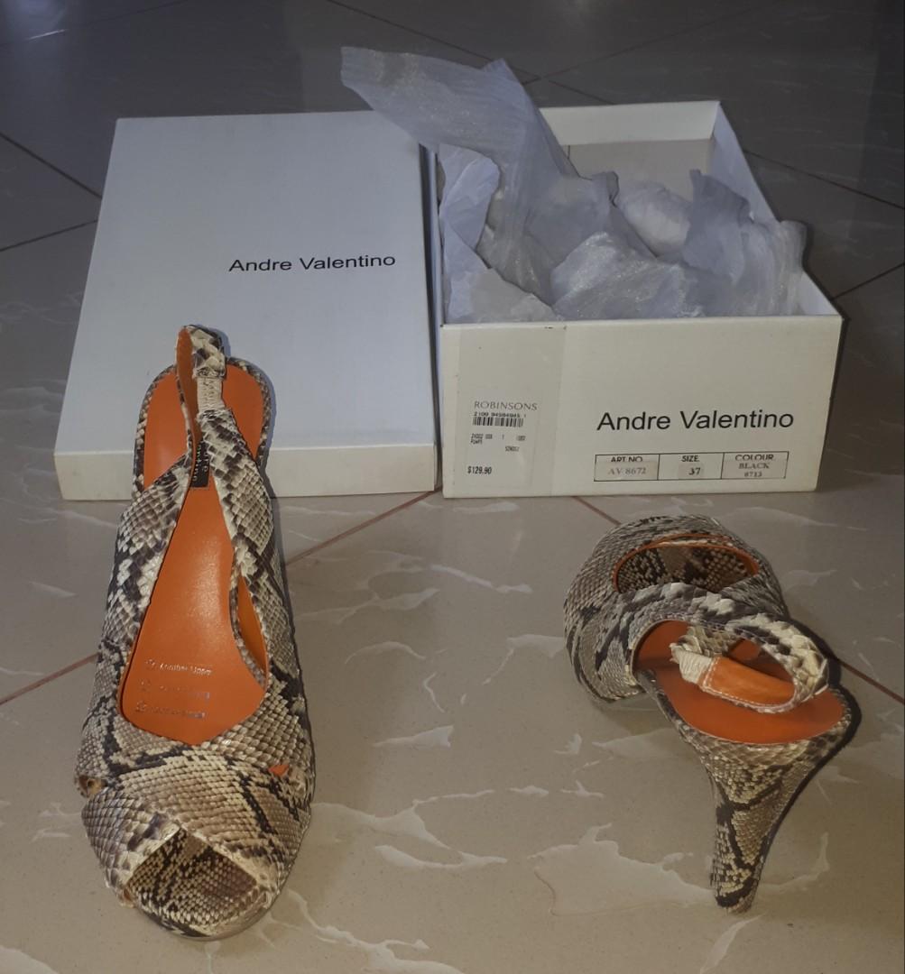 Andre shop valentino heels