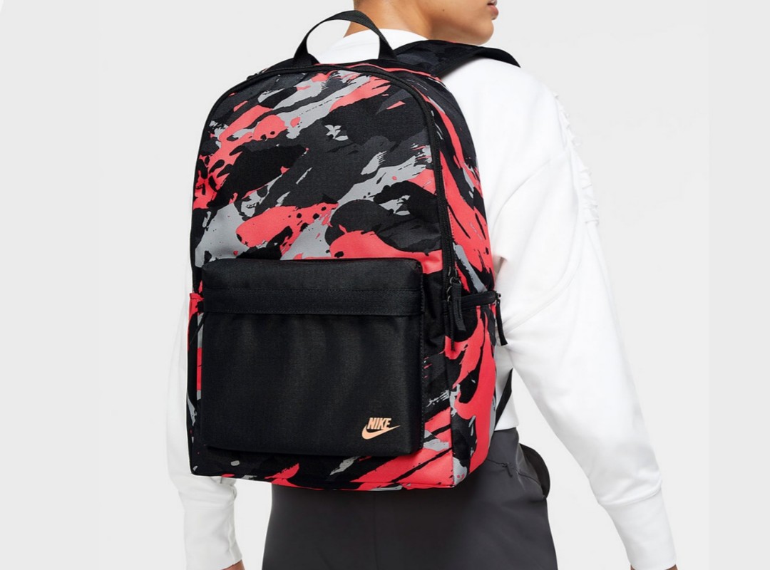 nike heritage printed backpack