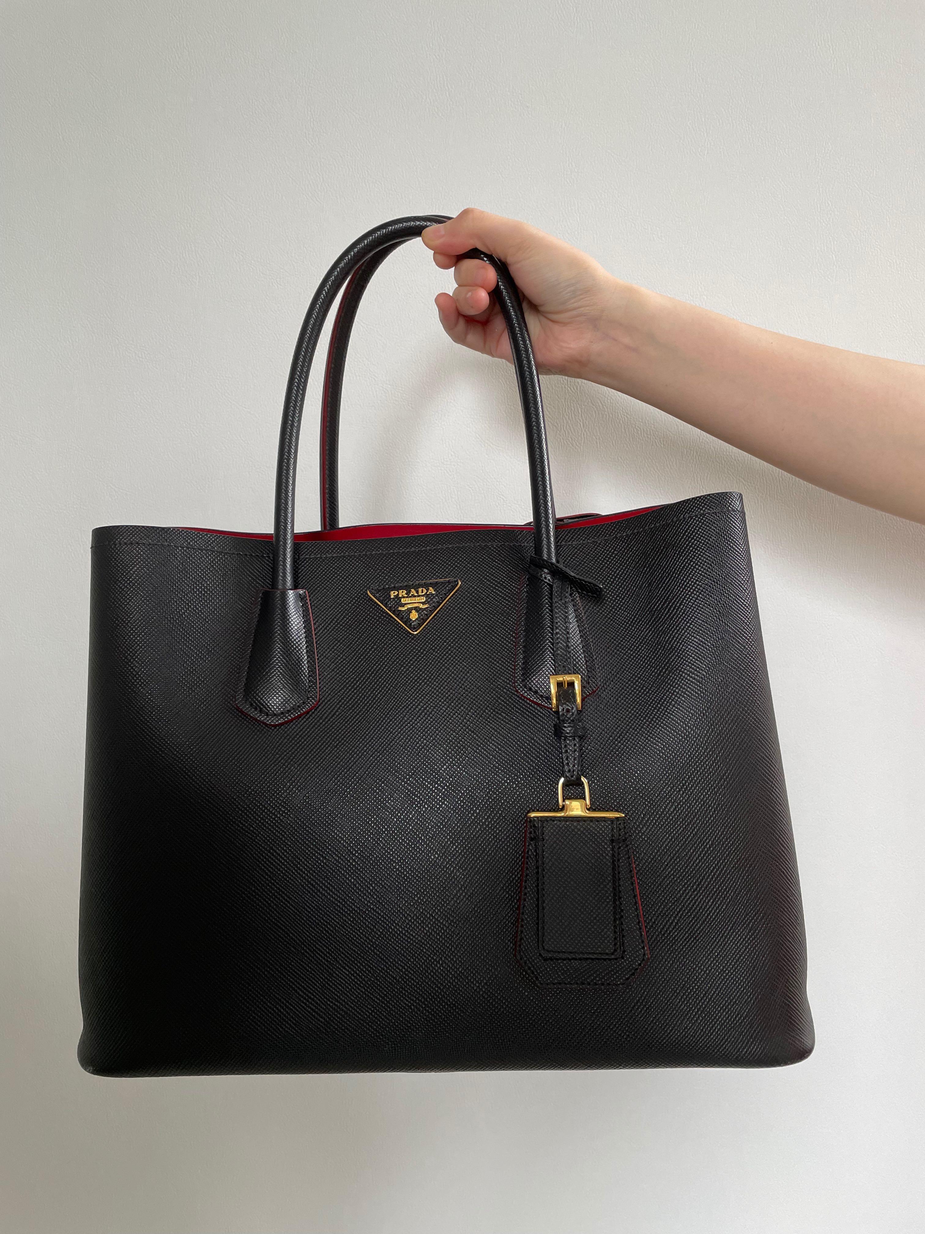 Prada cuir small sales