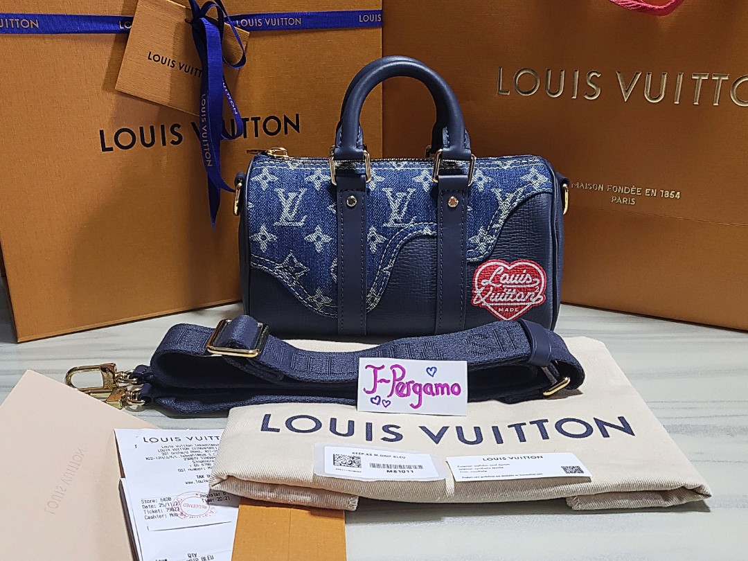 Keepall Louis Vuitton LIMITED EDITION - SOLD OUT - Spring 2022- Design by  Nigo Miniature version of the classic model Blue Denim ref.730262 - Joli  Closet