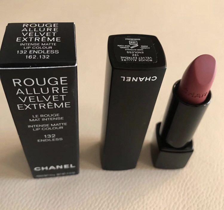 Chanel rouge allure velvet extreme Lipstick 132 lip, 美容＆個人