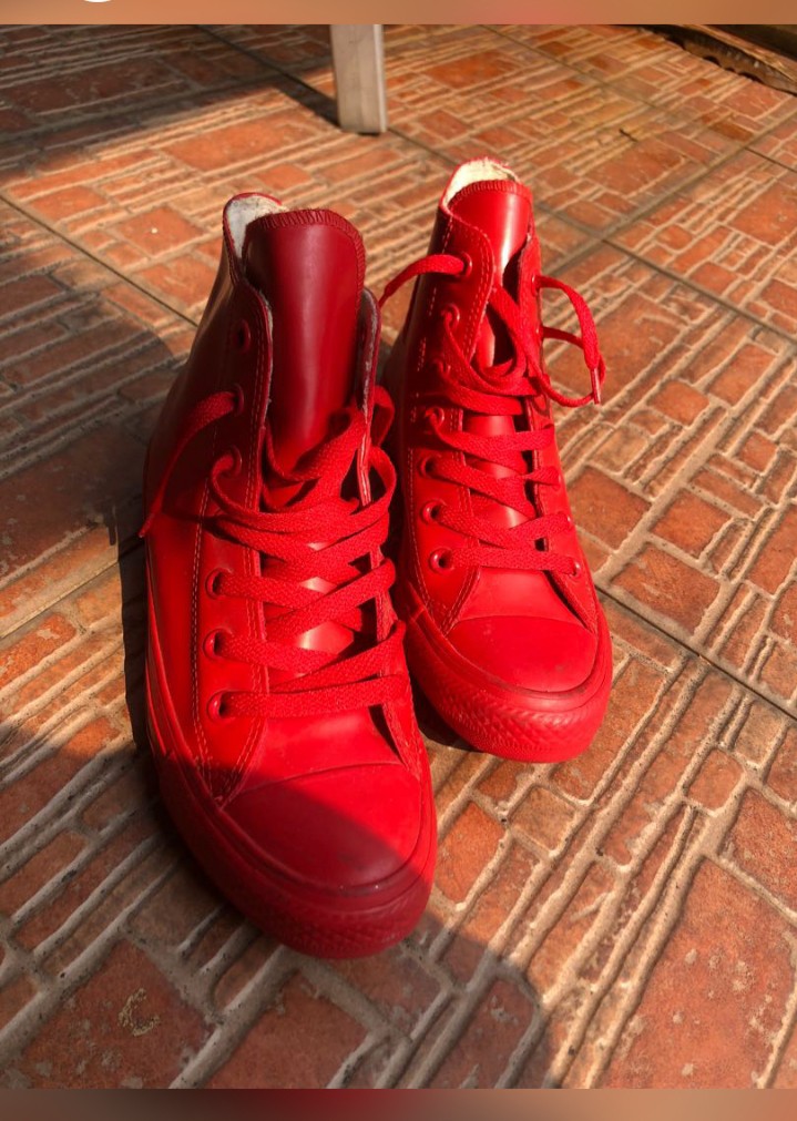 rubber sneakers converse