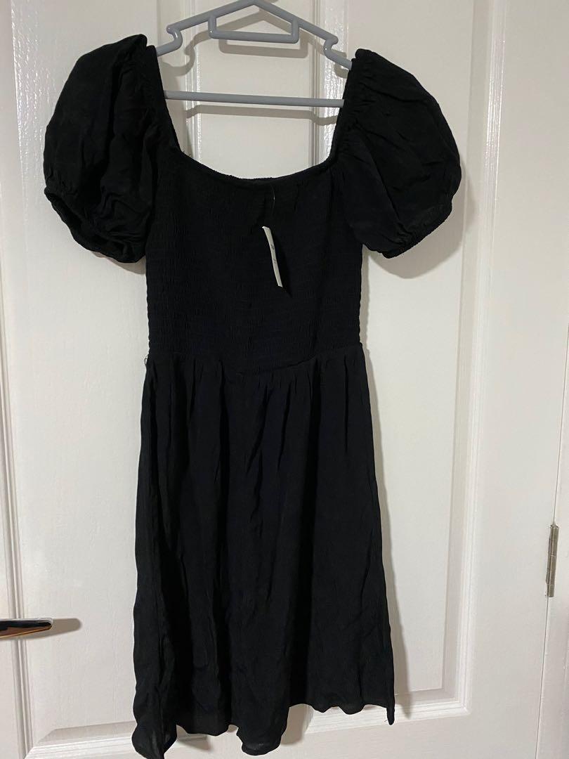h&m black denim dress puff sleeve Short denim dress, brand-new bought years ago never