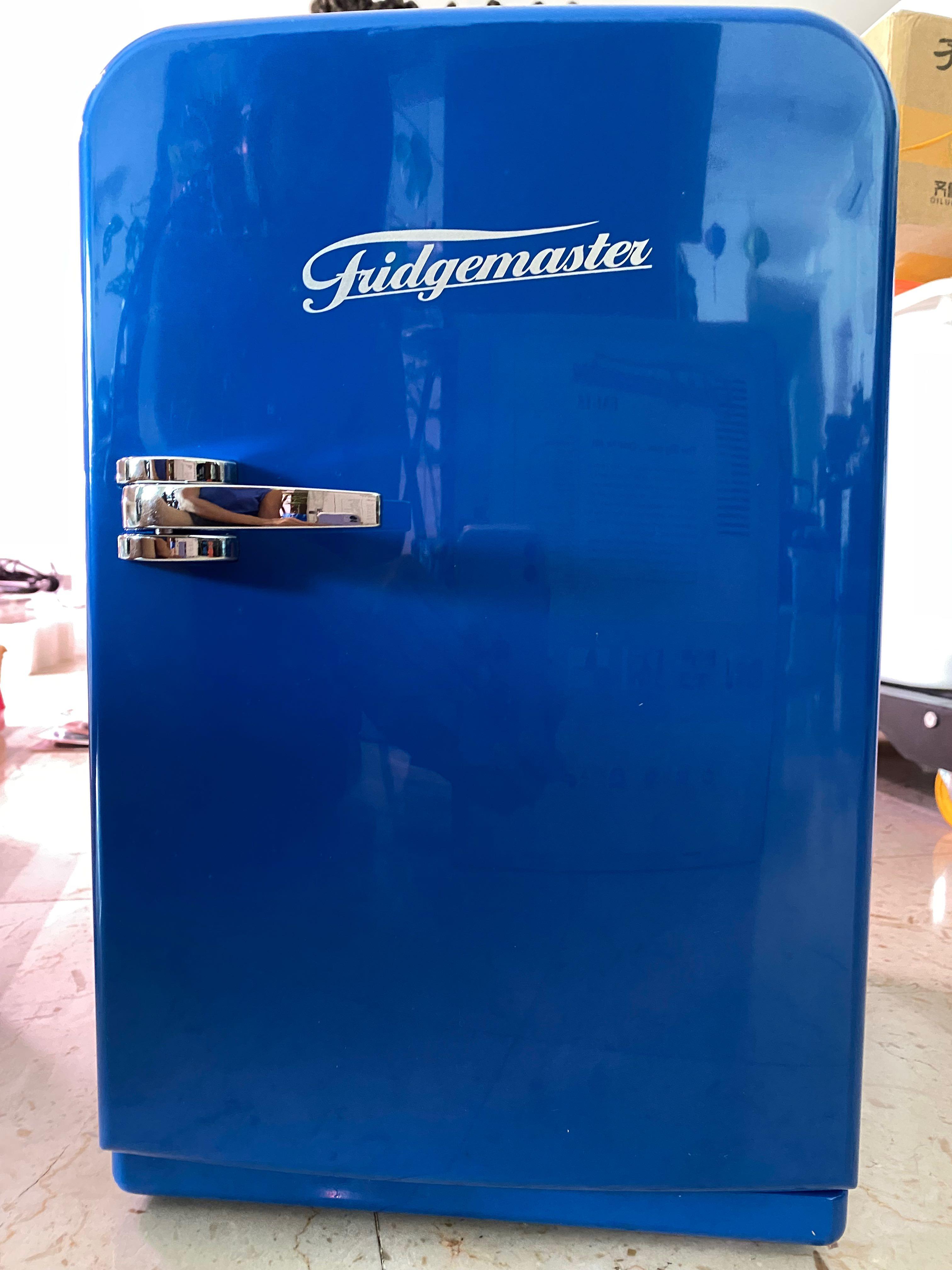 Fridgemaster FM15 Mini Bar Fridge, TV & Home Appliances, Kitchen