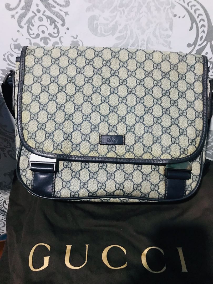 Sling Bag GUCCI Men's Supreme Canvas Messenger Bag 201732 , Barang Mewah, Tas & Dompet di Carousell