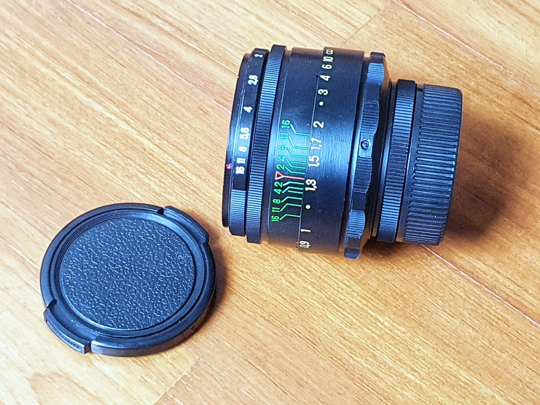 Helios 44-2 58mm F2 M42, Photography, Lens & Kits on Carousell
