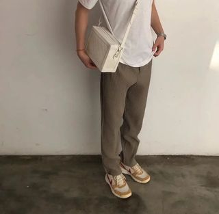 （分類：）位於 。 由 ooodoomsday 提交（商品編號 1128008124，圖片 1）。簡介： 。