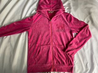 (Category: ) located in . Submitted by the.third_thrift (Listing ID 1127933153, Image 1). Description: .