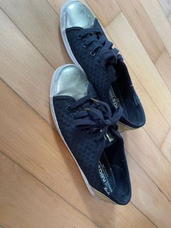 (Category: ) located in . Submitted by grab (Listing ID 1127974553, Image 1). Description: .
