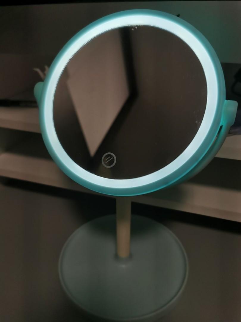 LED desk mirror, Furniture & Home Living, Home Decor, Mirrors on Carousell
