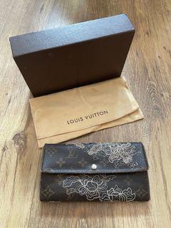 Louis Vuitton Limited Edition Monogram Canvas Dentelle Sarah Wallet, Louis  Vuitton Small_Leather_Goods