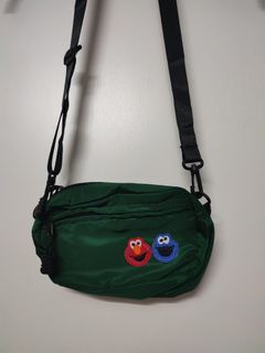 (Category: ) located in . Submitted by wardrobeby (Listing ID 1128016645, Image 1). Description: .