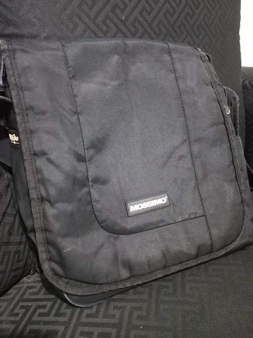 Mossimo Messenger Bag, Men's Fashion, Bags, Sling Bags on Carousell