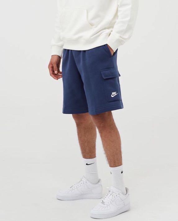nike core cargo shorts