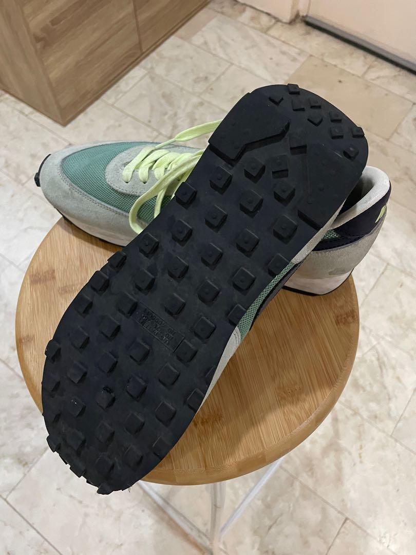 Nike Daybreak (Category: Sneakers) located in Paranaque City. Submitted by itemsforcheap (Listing ID 1128012795, Image 3). Description: Size 9 Barely used Just needs cleaning.
