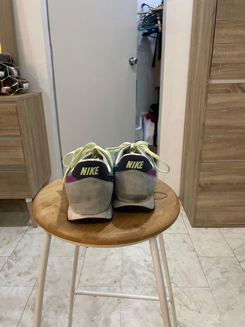 Nike Daybreak (Category: Sneakers) located in Paranaque City. Submitted by itemsforcheap (Listing ID 1128012795, Image 2). Description: Size 9 Barely used Just needs cleaning.