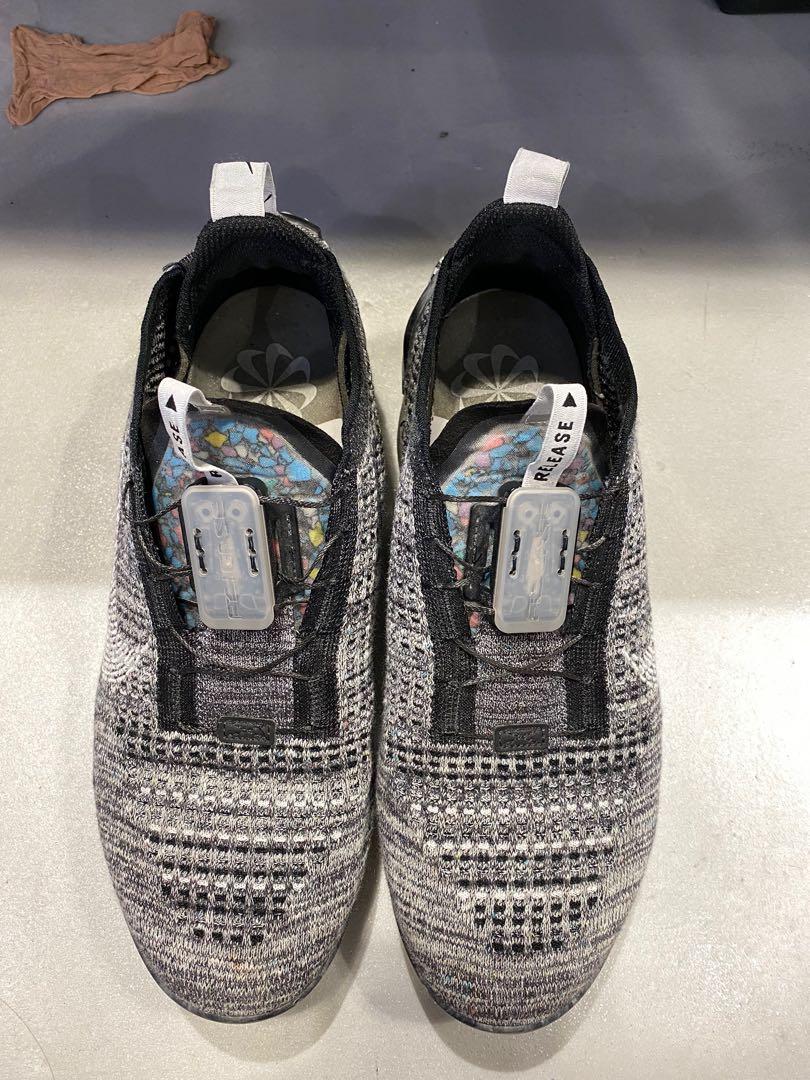 vapormax locks