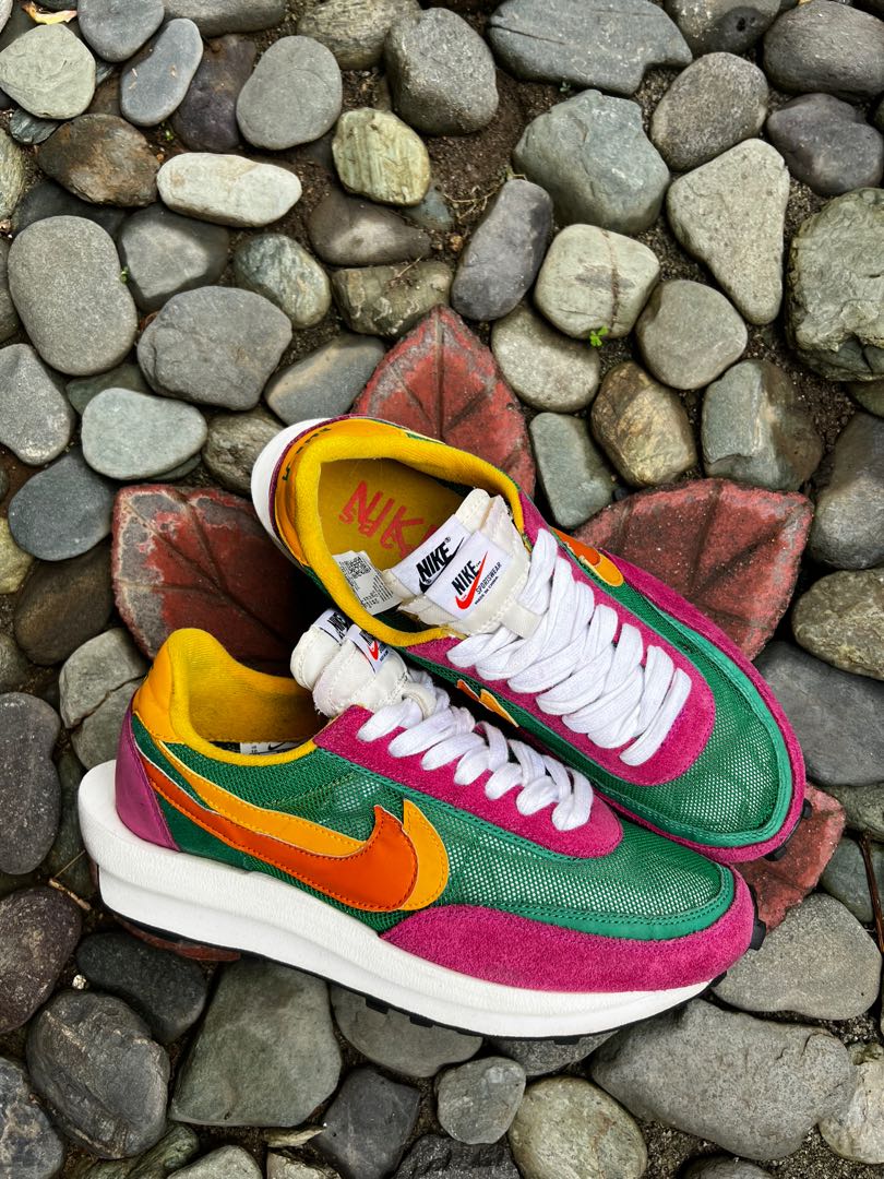 Sacai x nike best sale ld waffle pine green