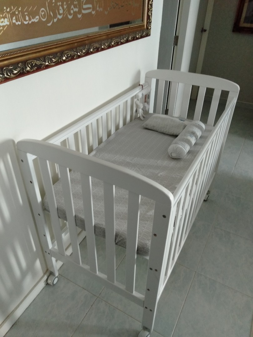 baby cot dubizzle