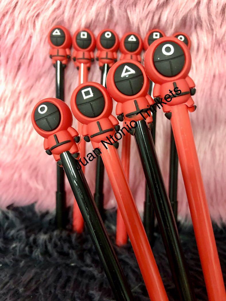 Squid Game Gel Pen (Category: Stationery & School Supplies) located in Taguig. Submitted by unoragasa (Listing ID 1128046030, Image 2). Description: Squid Game Gel Pen Size: 18cm x 1cm Line Weight: 0.5mm.