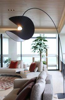 Stylish floor lamp
