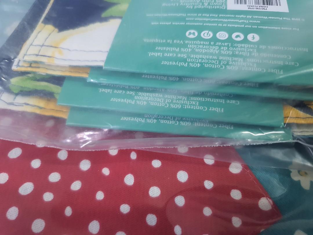 The Pioneer Woman Fiona Floral Placemat, Furniture & Home Living