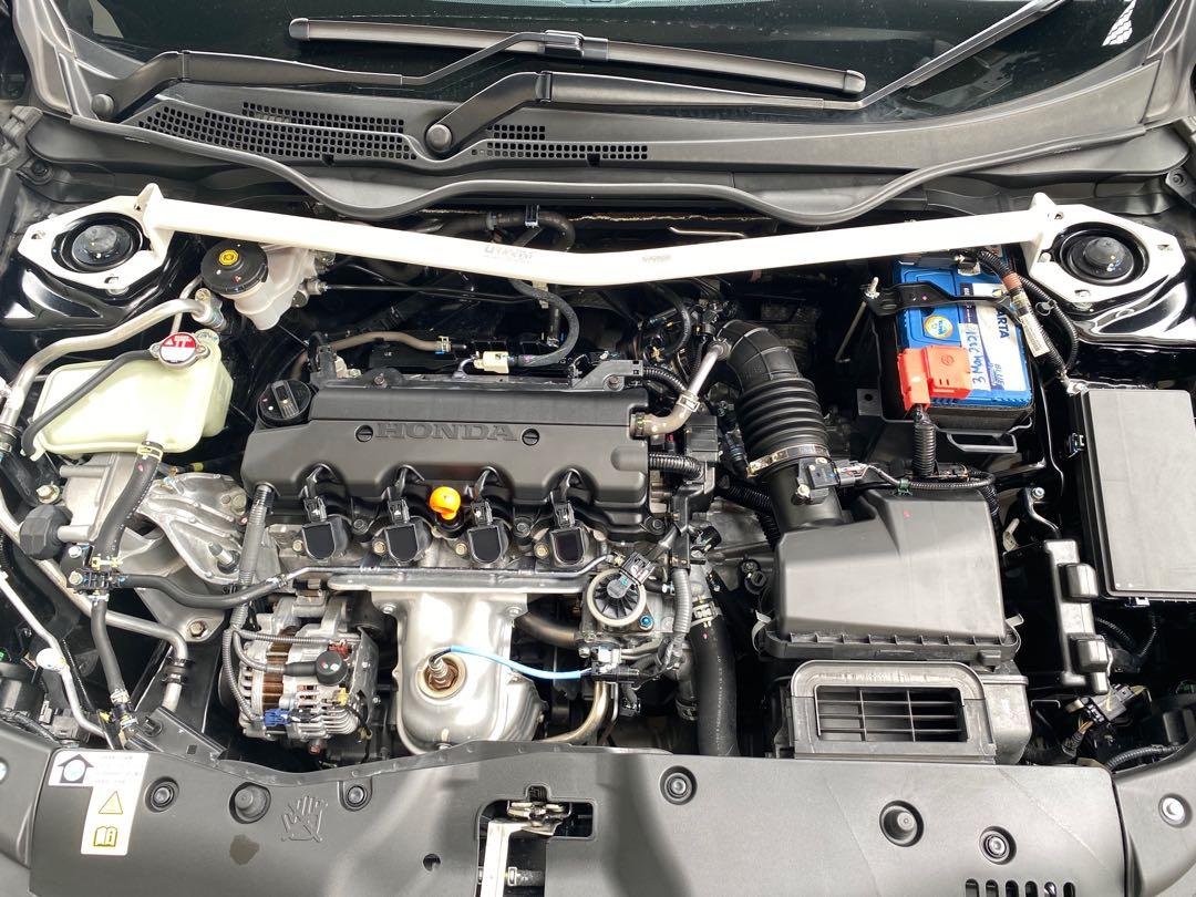 Strut bar outlet honda civic