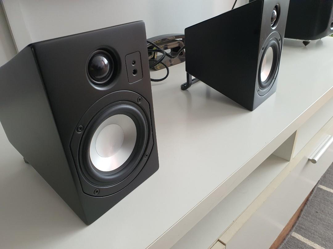 Vanatoo transparent cheap zero powered speakers